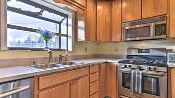 House (Multiple Bedrooms) | Interior