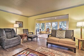 Casa (Multiple Bedrooms) | Interior