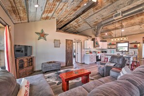 المنشأة من الداخل