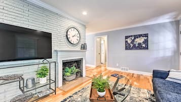 House (4 Bedrooms) | Interior