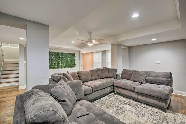 House (4 Bedrooms) | Interior