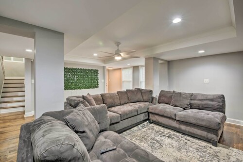 Updated Atlanta Home ~ 3 Mi to Downtown!