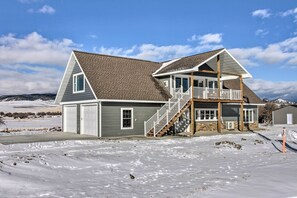 House (5 Bedrooms) | Interior - Rural White Sulphur Springs Getaway w/ Deck! (White Sulphur Springs)