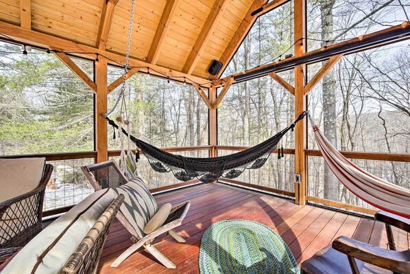 House (2 Bedrooms) | Interior - West Cornwall Cabin ~ 4 Mi to Covered Bridge! (West Cornwall)