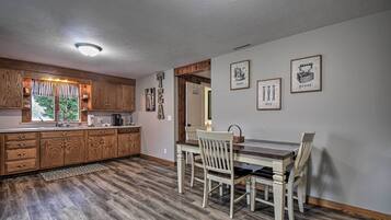 Maison (3 Bedrooms) | Intérieur