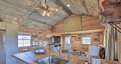 Boyd Countryside Cabin w/ Patio & Farm Views