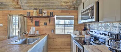 House (1 Bedroom) | Interior