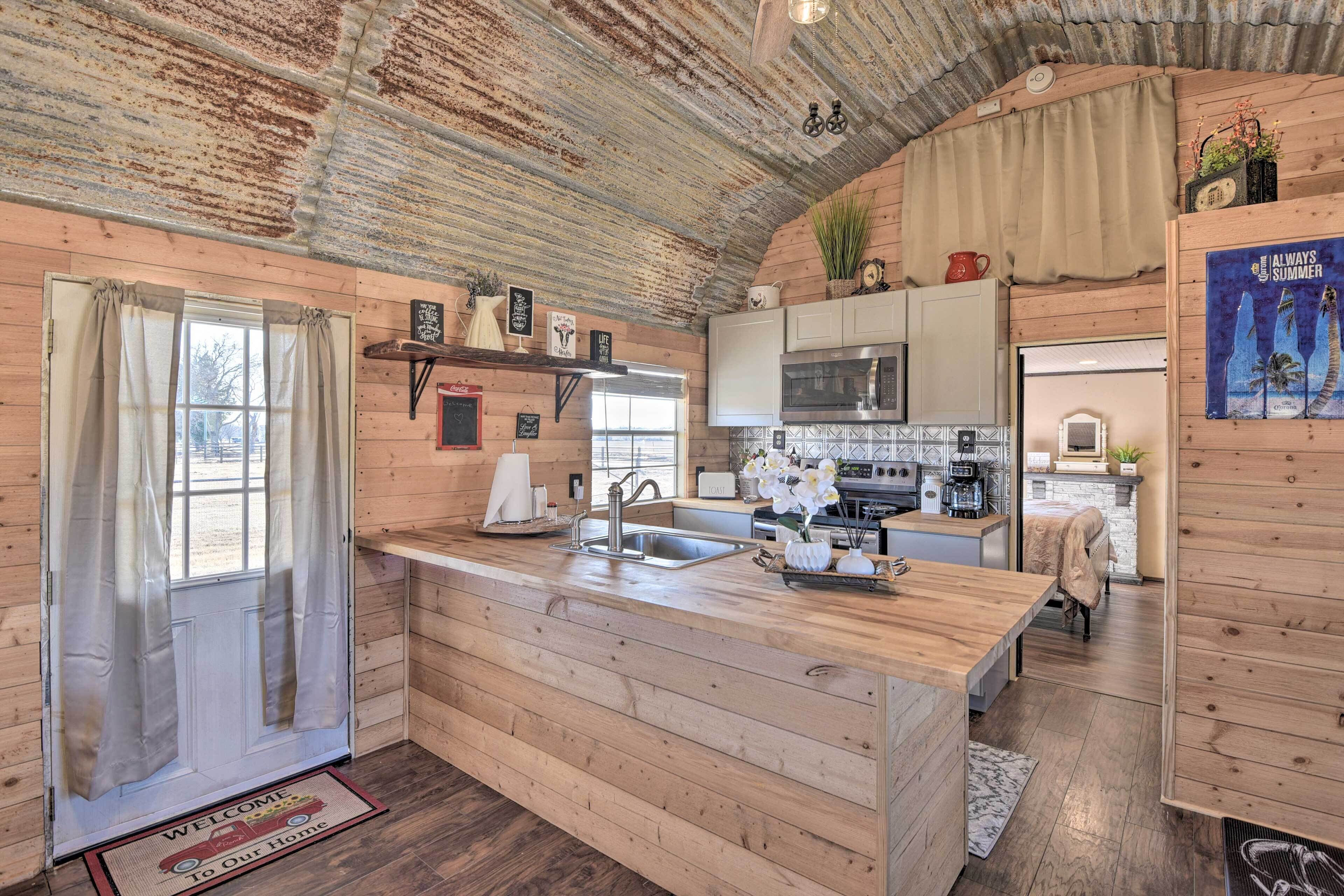 المنشأة من الداخل