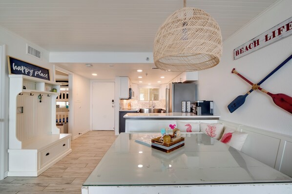 Apartment (2 Bedrooms) | Interior - Private Beach Access & Gulf Views: Hudson Condo! (Hudson)