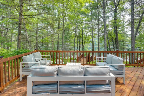 House (5 Bedrooms) | Interior