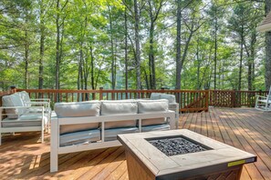 House (5 Bedrooms) | Interior - Lakefront Minocqua Getaway: Dock, Game Room! (Minocqua)