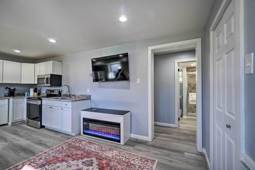 Pet-friendly Knoxville Apartment ~ 11 Mi to UT!