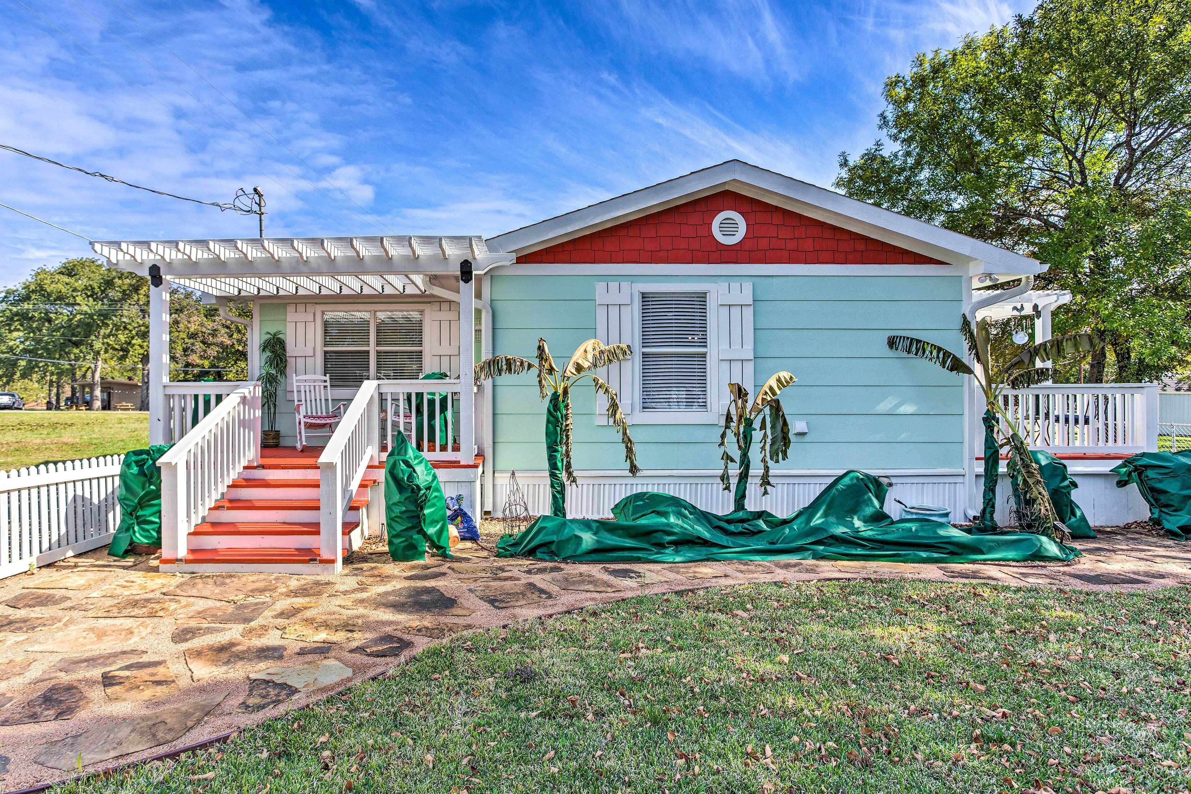 House (3 Bedrooms) | Front of property