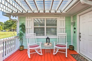 House (3 Bedrooms) | Interior - Walk to Cedar Creek Reservoir: Home w/ Fire Pit! (Kemp)