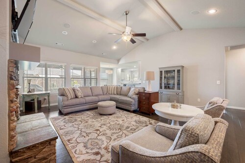 Northwest Arkansas Home Near Bentonville & Trails!