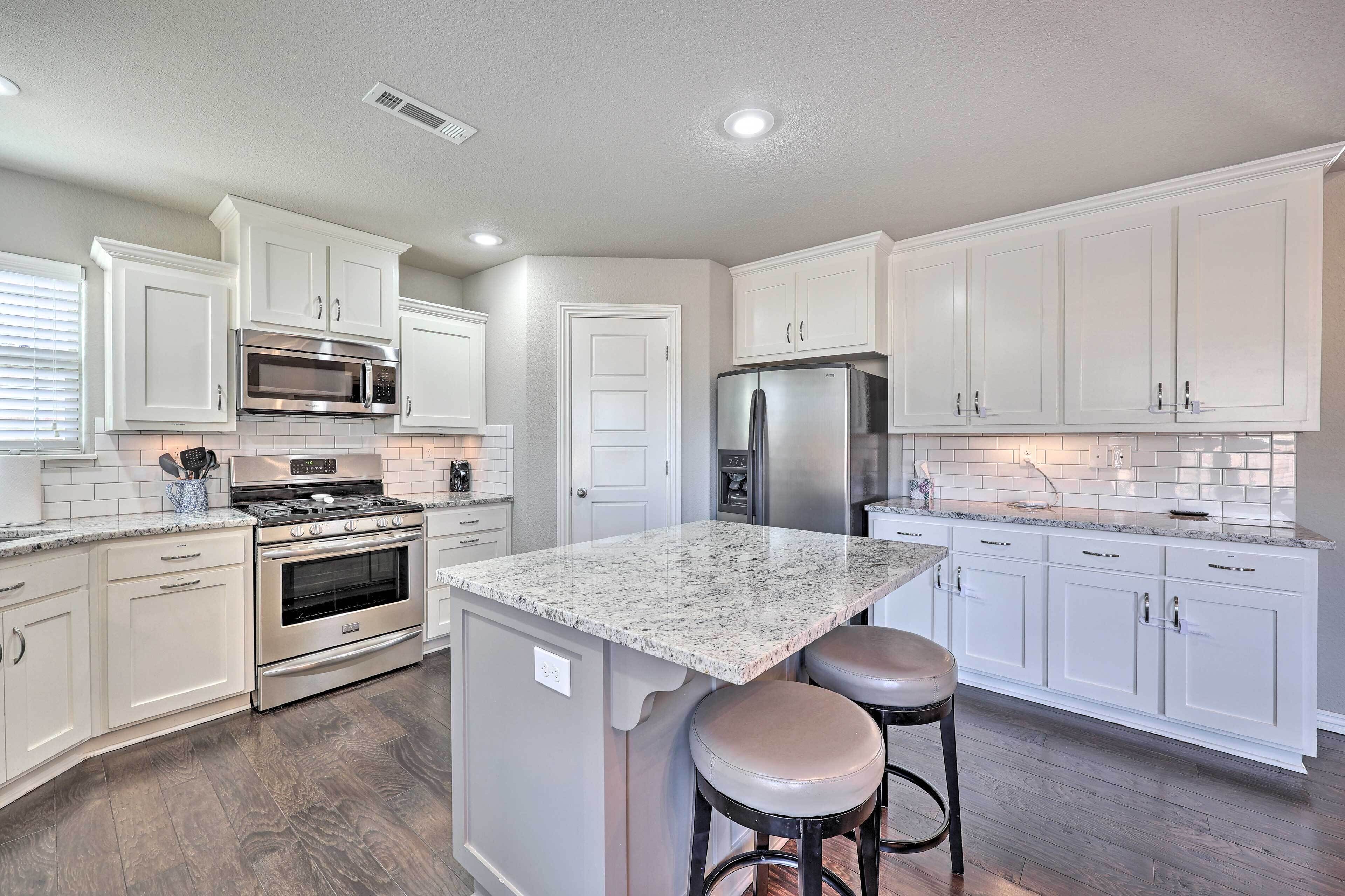 House (3 Bedrooms) | Interior