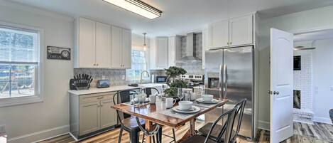 House (3 Bedrooms) | Front of property