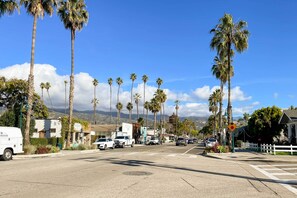 Cottage (1 Bedroom) | Interior - Quiet Carpinteria Cottage By Town & Beaches (Carpinteria)