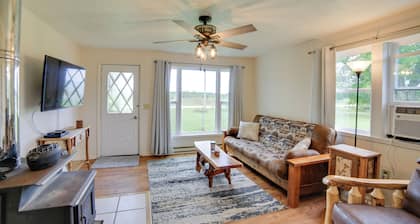 Pet-friendly & Peaceful Northern Michigan Gem