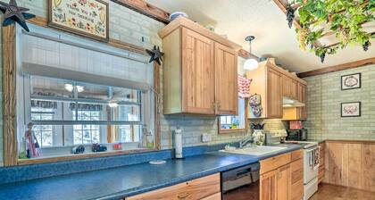 Charming Ingram Home w/ Yard & Furnished Patio!