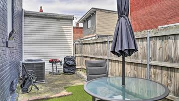 House (1 Bedroom) | Interior