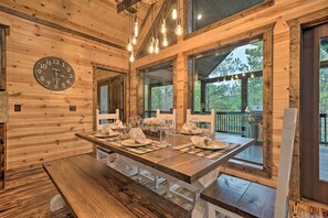 House (4 Bedrooms) | Interior - Broken Bow Cabin: Deck w/ Hot Tub & Pool Table! (Broken Bow)