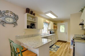 Interior - Ocean Isle Apartment w/ Balcony, 1 Mi to Beach! (Ocean Isle Beach)