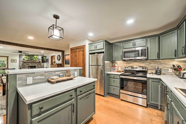 House (2 Bedrooms) | Interior