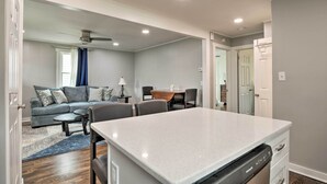 Nhà (2 Bedrooms) | Nội thất