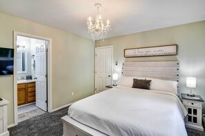 Interior - Anchorage Retreat < 5 Mi to Hilltop Ski Area! (Anchorage)