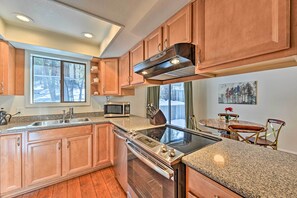 微波爐、烤箱、爐台、洗碗機