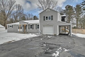 Exterior - Modern Apartment: Near Hiking & Race Course (Saratoga Springs)