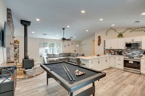 Interior - Renovated Pioneer Home in Serene Wooded Setting! (Pioneer)