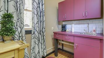 House (1 Bedroom) | Interior