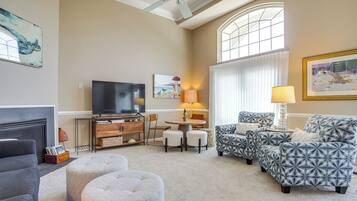 Apartemen (3 Bedrooms) | Bagian depan properti