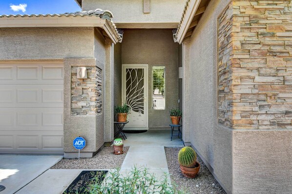 House (3 Bedrooms) | Interior - Avondale Getaway < 8 Mi to Estrella Mountain! (Avondale)