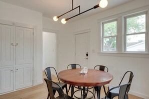 Casa (2 Bedrooms) | Interior