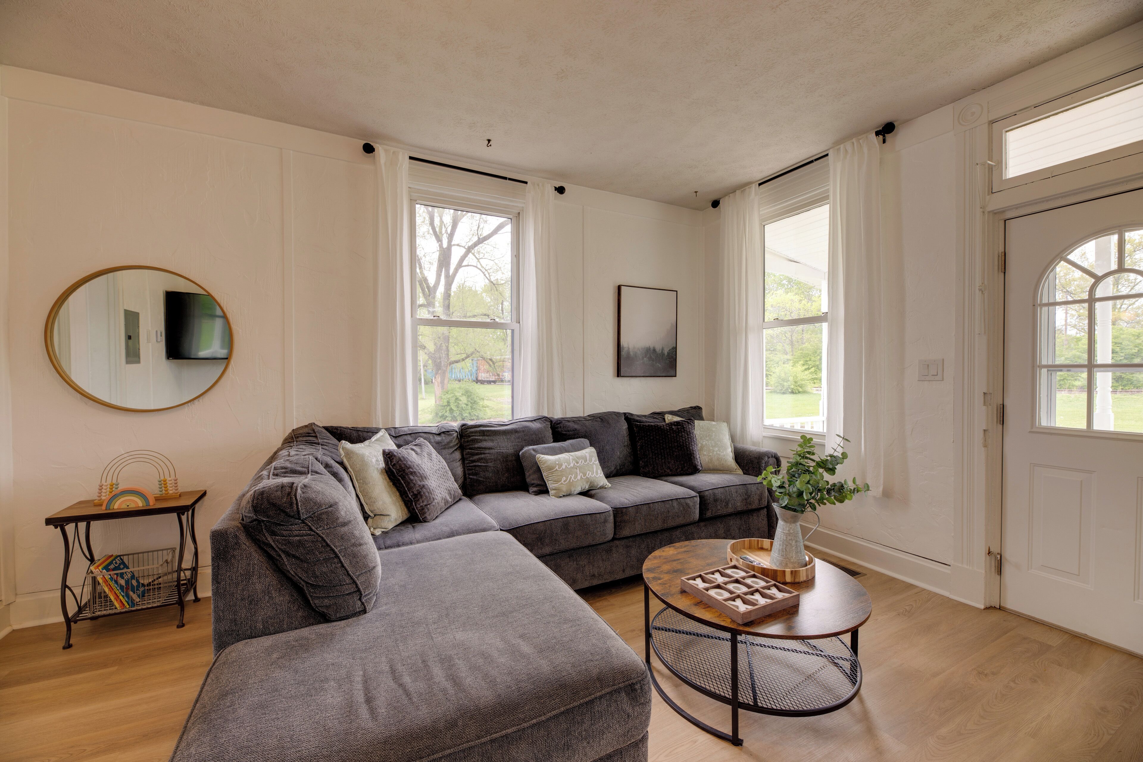 House (2 Bedrooms) | Depan hartanah