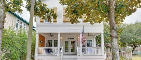 House (3 Bedrooms) | Front of property