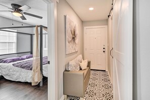 Interior - Houston Apartment ~ 13 Mi to Downtown! (Houston)