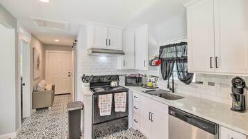 Apartment (1 Bedroom) | Bahagian dalam