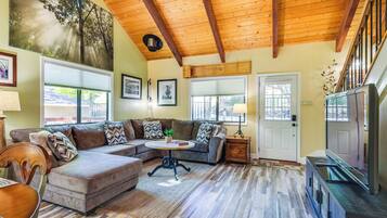 Rumah (2 Bedrooms) | Interior