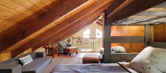 Groveland Home - Walk to Pine Mountain Lake!