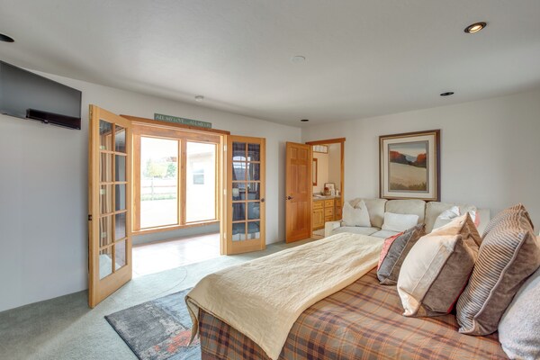 Montrose Family Home W/ Yard & Fruit Trees! - Montrose, CO