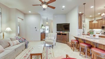 House (2 Bedrooms) | Interior