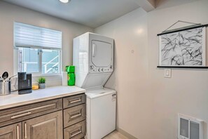 House (1 Bedroom) | Interior