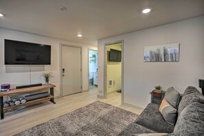 House (1 Bedroom) | Interior