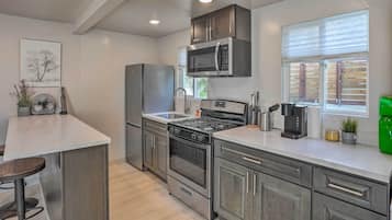 House (1 Bedroom) | Interior