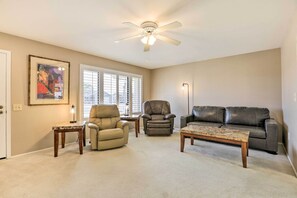 Interior - < 1 Mi to Golf: Home w/ Screened Porch in Sun City (Sun City West)