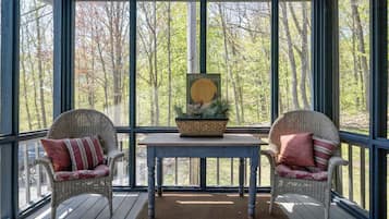 Rumah (4 Bedrooms) | Interior